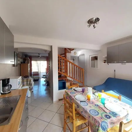 Appartement Duplex T3 Terrasse Proche