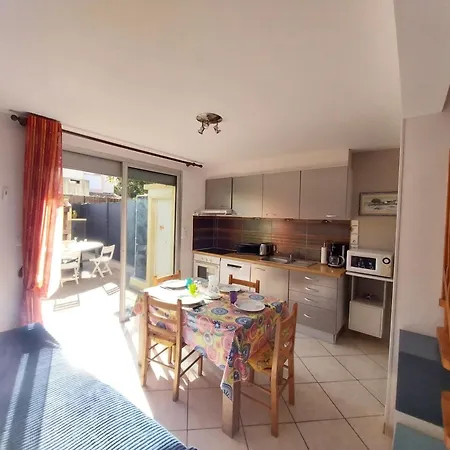 Appartement Duplex T3 Terrasse Proche *