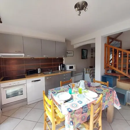 Appartement Duplex T3 Terrasse Proche